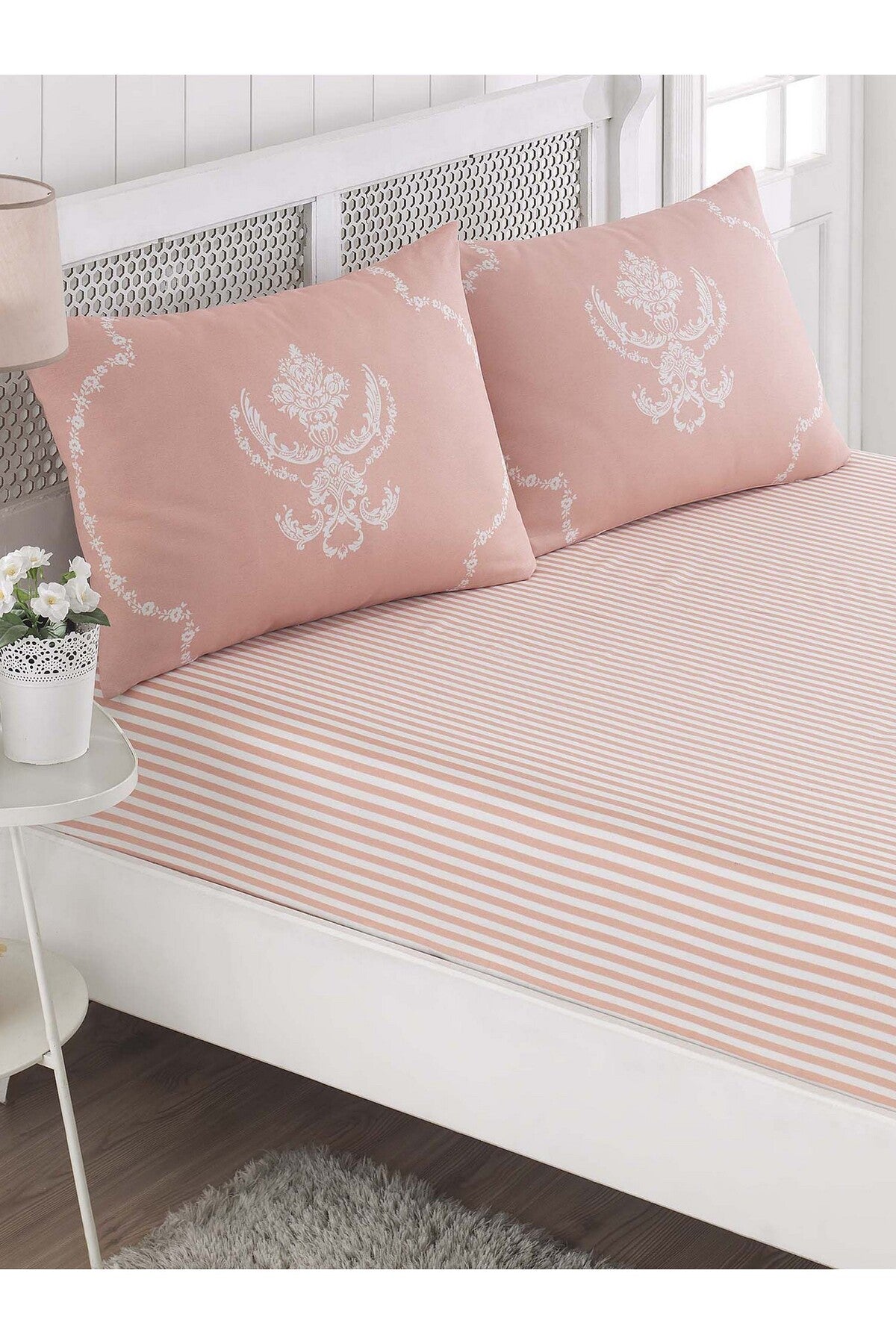Set Cearșafuri Duble Cearșaf Husă saltea: 160 X 200+20 Cm Față de pernă: 50 X 70 Cm (2 bucăți) Pudră