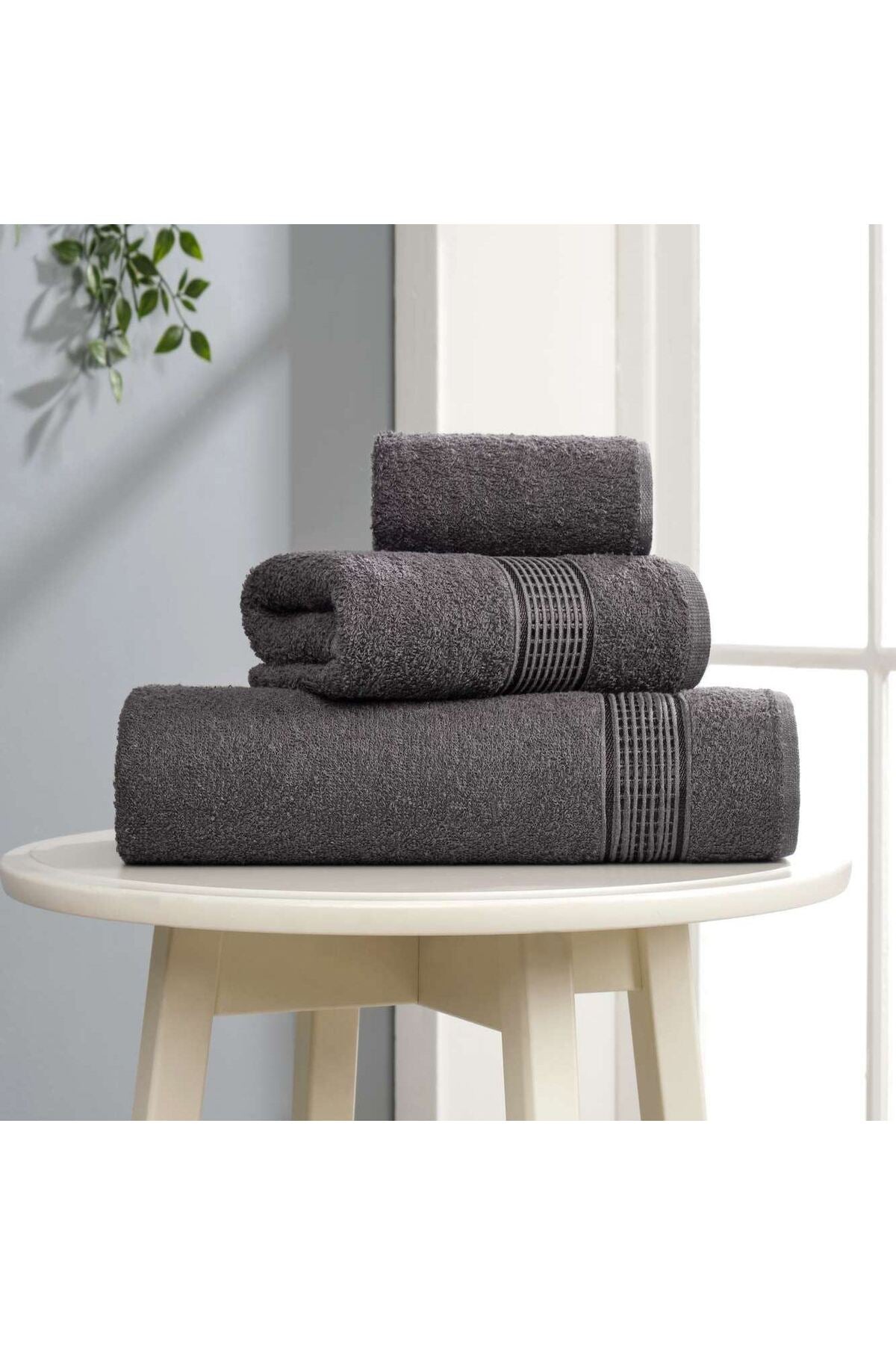 Towel Set (3 Pieces) Wash Towel: 30 X 50 Cm (1 Piece) Hand Towel: 50 X 85 Cm (1 Piece) Bath Towel: 70 X 140 Cm (1 Piece) Anthracite
