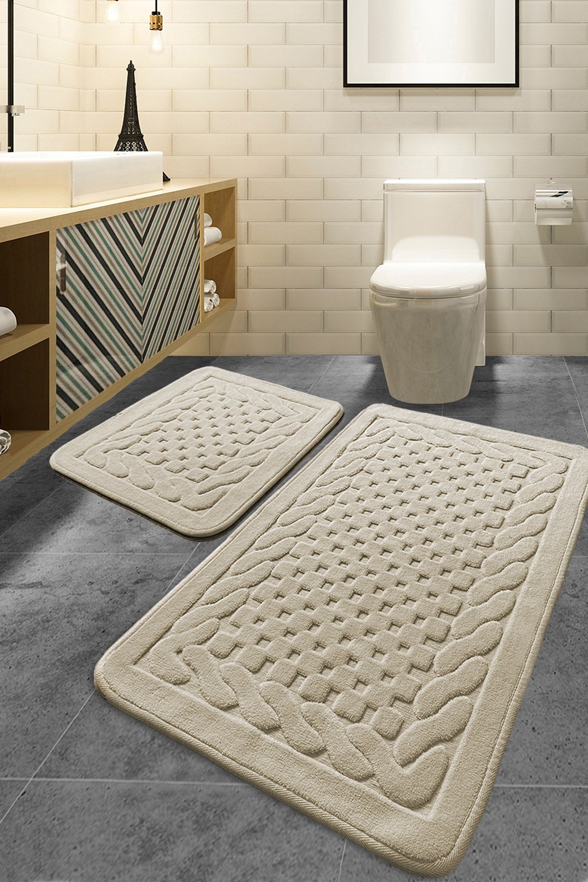 Set covorașe de baie (2 piese) Parte inferioară antiderapantă: 50 x 60 cm (1 bucată) Covoraș de baie: 60 x 100 cm (1 bucată) Bej