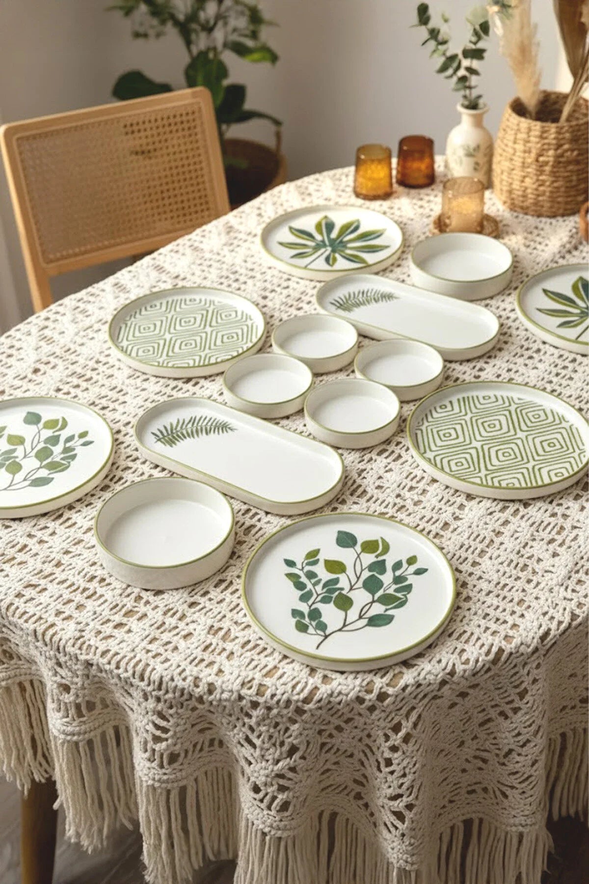 14 Piece Stackable Fall Leaf Breakfast Set for 6 People – Luxury Breakfast Serving Plate Set