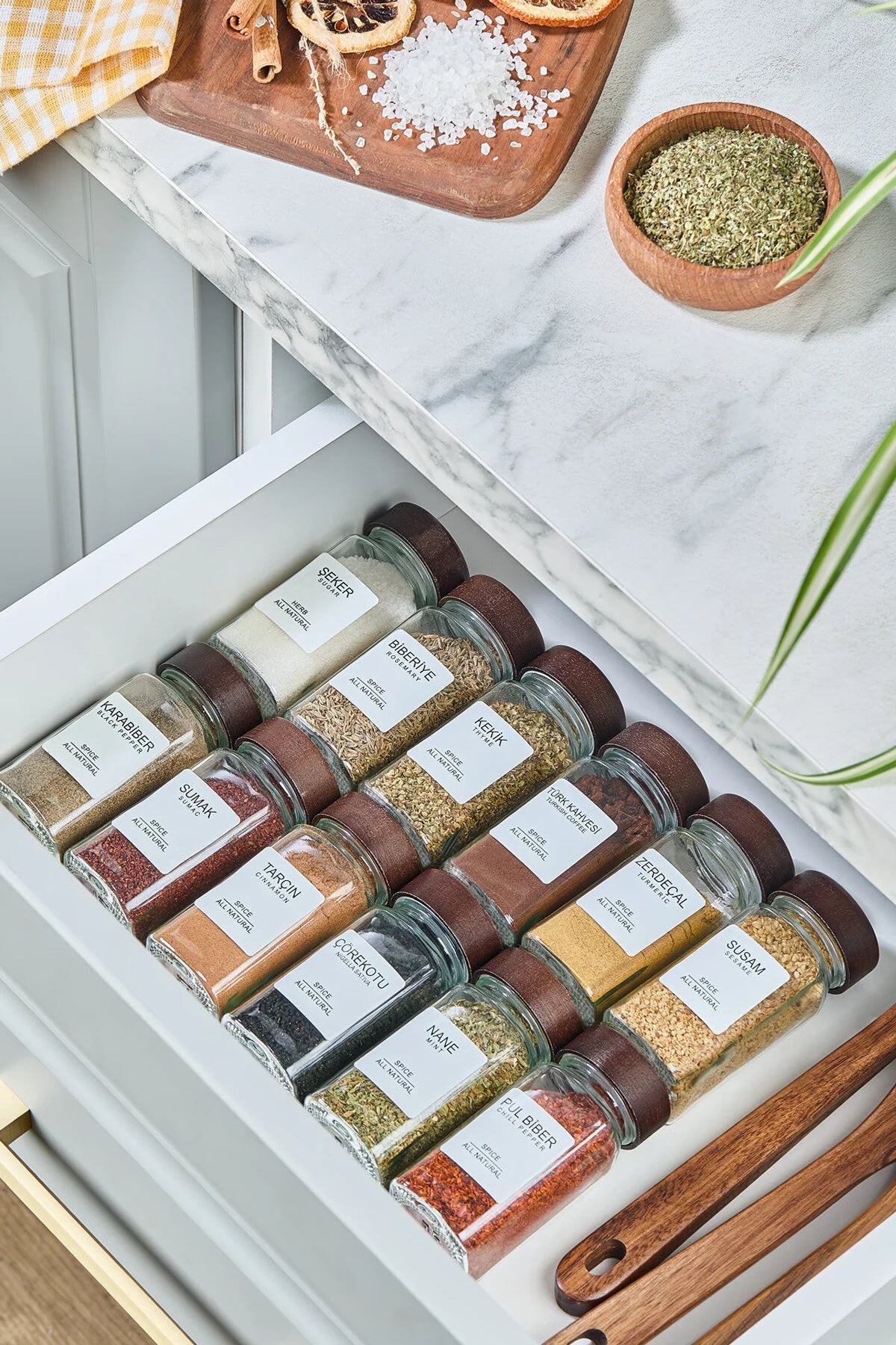 12-Piece Square Glass Spice Jar Set with Acacia Lids – Airtight Spice Containers + 56 Labels Included