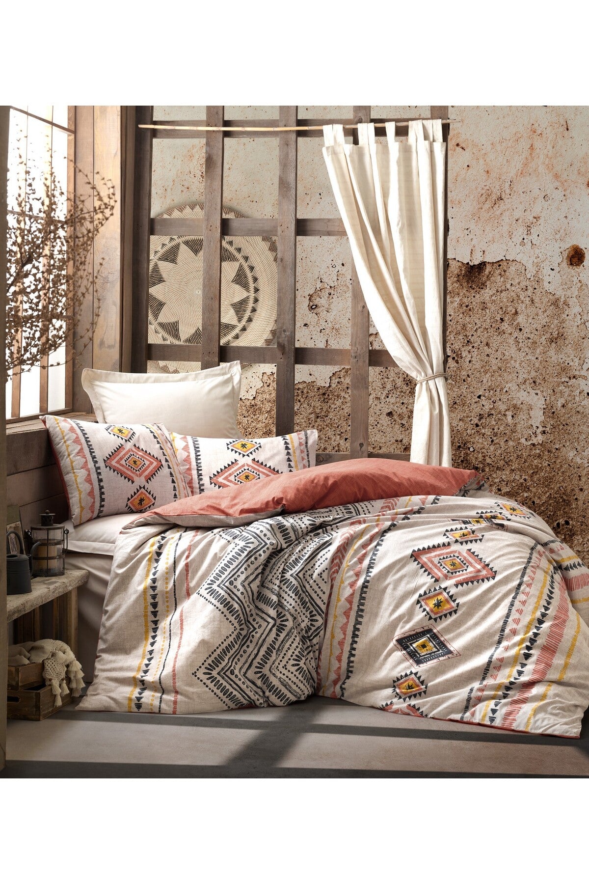 Ranforce Double Quilt Cover Set Quilt Cover: 200 X 220 Cm Flat Sheet: 240 X 260 Cm Pillowcase: 50 X 70 Cm (2 Pieces) Felix - Tile Red