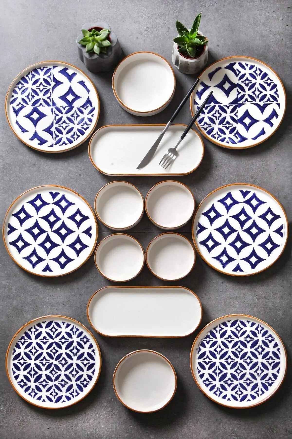 14-Piece Stackable Breakfast Set for 6 People – Modern Serving Plate Set