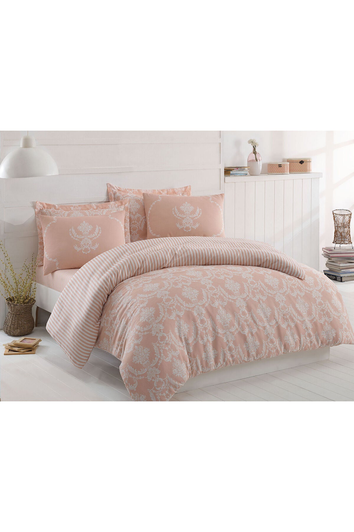 Set de husă de plapumă dublă Husă de plapumă: 200 X 220 Cm Cearșaf plat: 220 X 240 Cm Față de pernă: 50 X 70 Cm (2 bucăți) Pur - Pudră