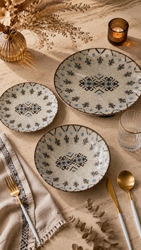 Farika 18 Piece Rug Dinner Set for 6 People - Premium Dinner Set